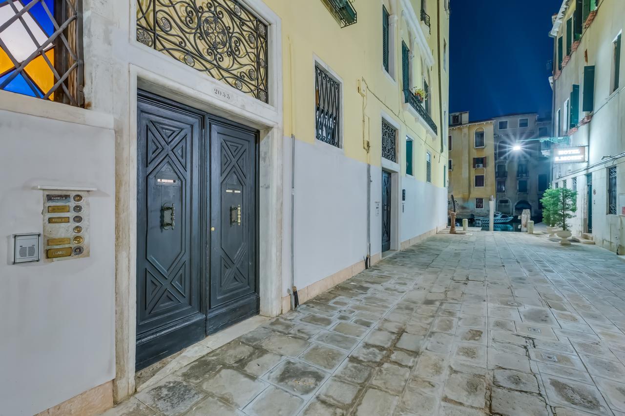 San Moise Luxury Apartment Venecia Exterior foto